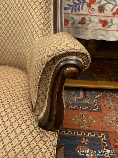 Beautiful, newly upholstered Viennese armchair