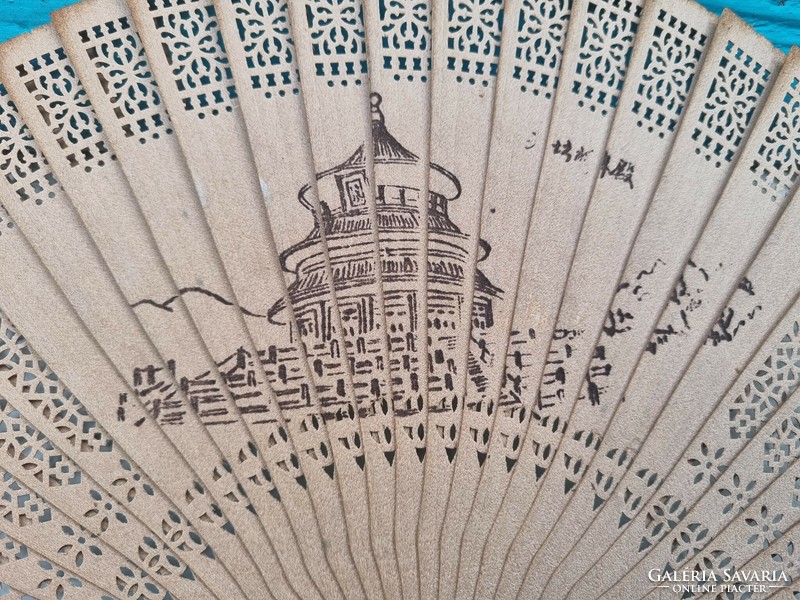 Hand painted Chinese bamboo fan panda