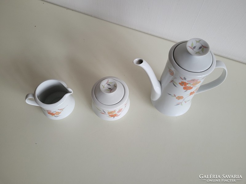 Régi Alföldi porcelán virágos kávés kanna tejszínes kiöntő cukortartó 3 db