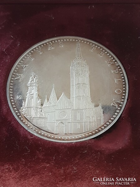 Budapest Mátyás Templom ezüstözött emlékérem dobozában