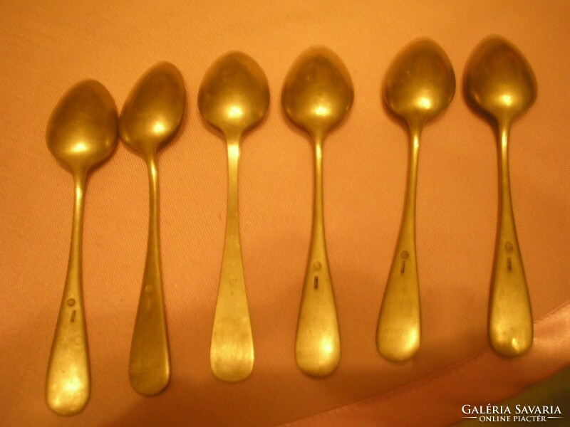 U 9 alpacca 6-piece antique coffee and tea spoons are sold together at a reduced price