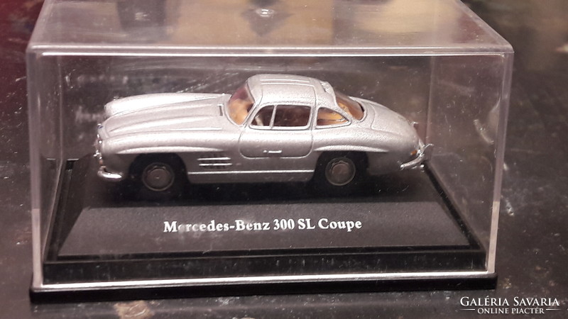 Mercedes-Benz 300 SL Coupe, retro játék, veterán modell, old timer