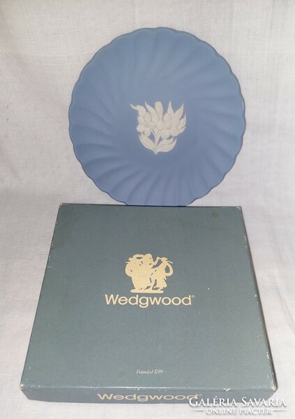 Wedgwood decorative plate (diameter 12.3 cm)