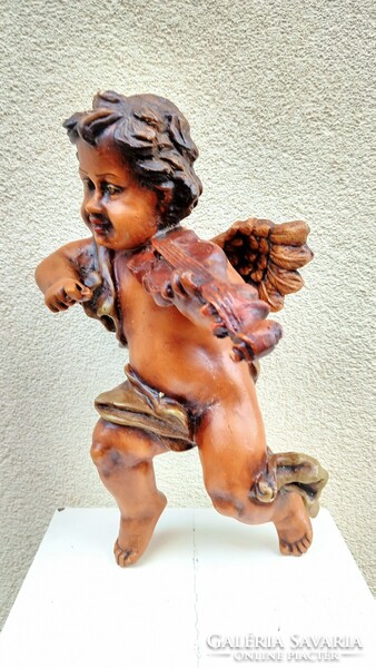 Vintage angel in good condition. Negotiable.