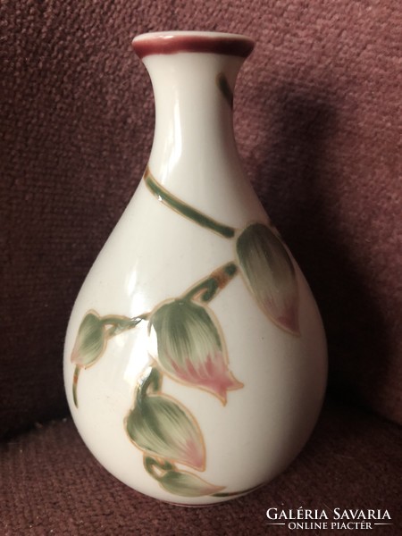 Zsolnay orchideás váza.