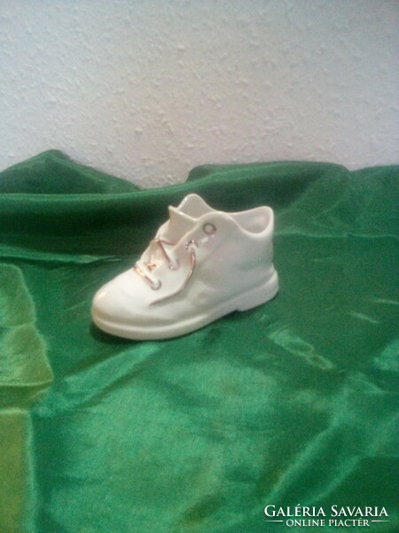 Aquincum porcelain shoe