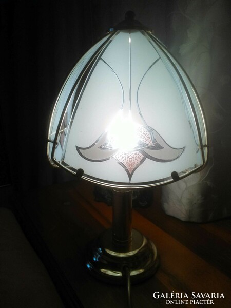 Üveglapos asztali éjjeli réz lámpa tulipán mintával