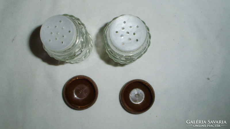 Retro table salt and pepper shaker in holder