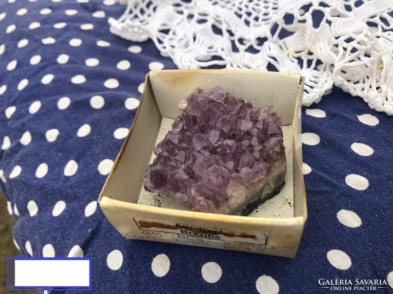 Rare museum amethyst for collection, for jewelry making as in the pictures, box size 6cm x 6cm