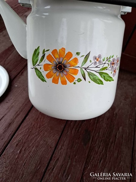 Beautiful patterned metal enamel teapot teapot pouring pot nostalgia