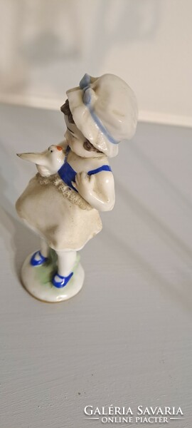 Porcelán lányka figura,szobor nipp