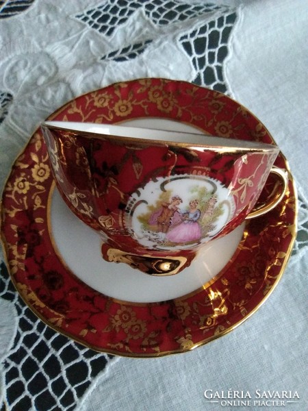 Spectacular baroque porcelain coffee set for four with a 24-karat gold-plated pattern!