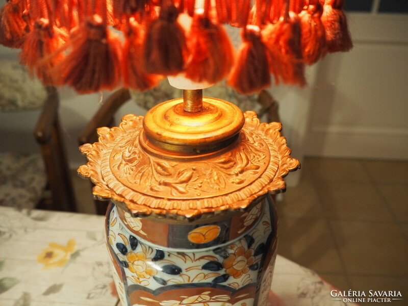 Antique Japanese patina Chinese Imari porcelain table lamp