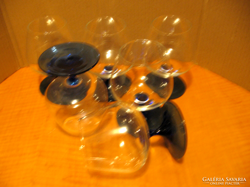 Retro luminarc france cognac and brandy glass set with blue base
