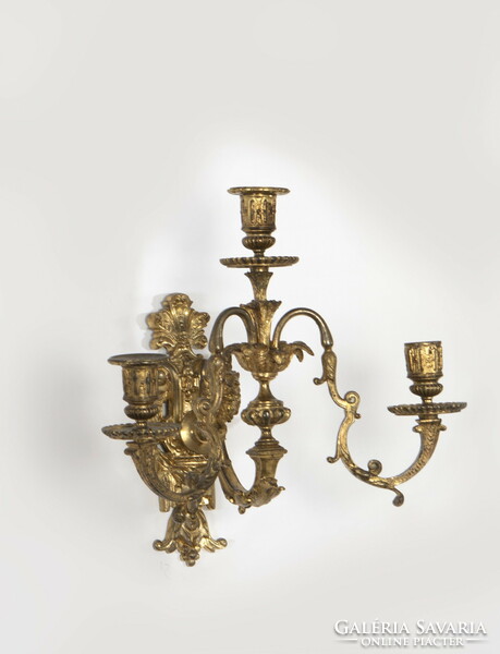 Gilt bronze wall sconce