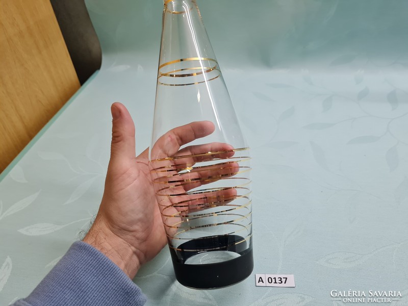 A0137 Arany fekete mintás italos üveg 29 cm 1500 ft + posta előre utalással.