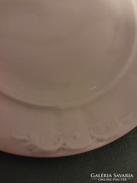 Fehér régi zsolnai tányér 12 db vegyesen