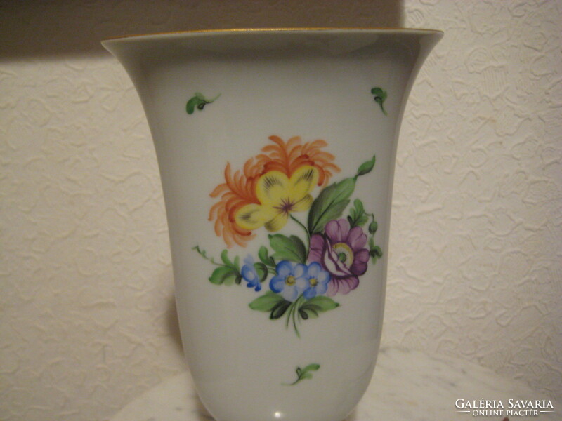 Herendi, oval vase, 13.5 x 20 cm high