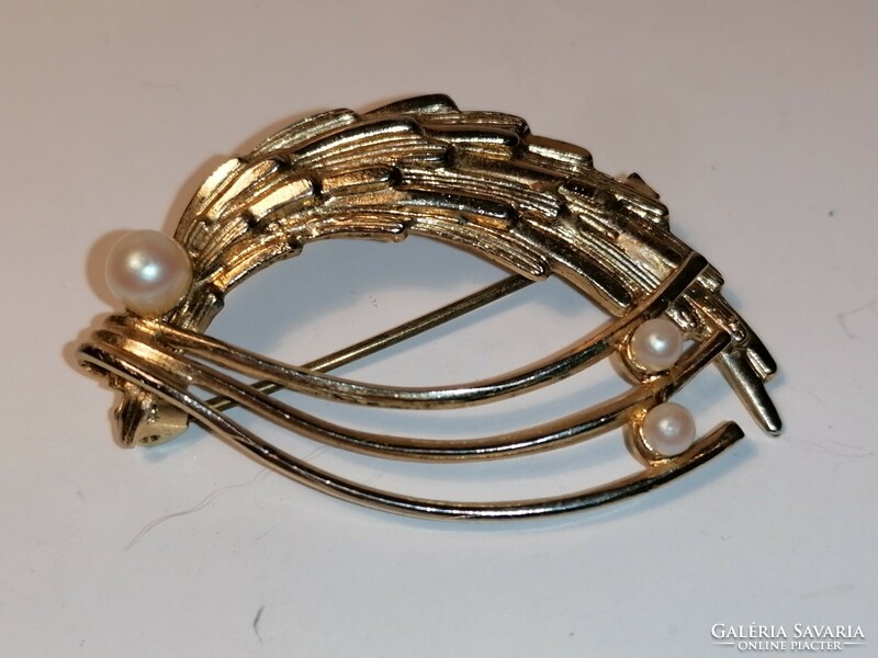 Old tekla pearl brooch (777)