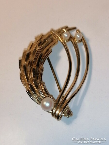 Old tekla pearl brooch (777)