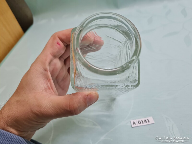 A0141 Dombornyomott italos üveg 20,5 cm 1500 ft + posta előre utalással.