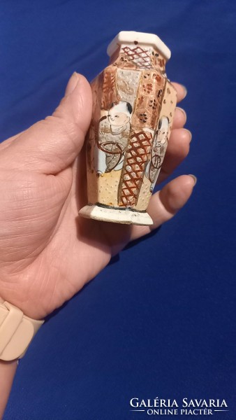 Old Japanese Far Eastern hand painted mini vase