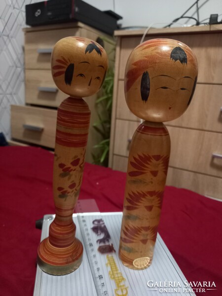 Rendkívül értékes jelzett 2darabos japán kokeshi fababa pár egyben 26cm!