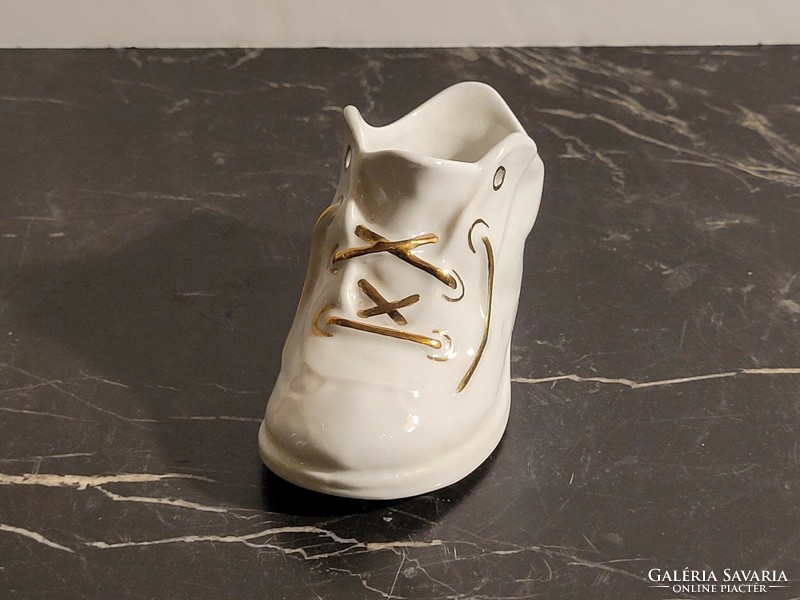 Aquincum Aranyfűzős Cipő 10,5cm Hibátlan Aquincumi kis cipő aranyfűzővel