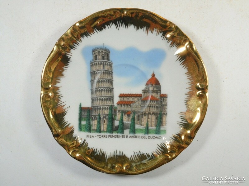 Olasz festett porcelán dísz kistányér -Pisa Pisai ferde torony ferdetorony- szuvenír turista emlék