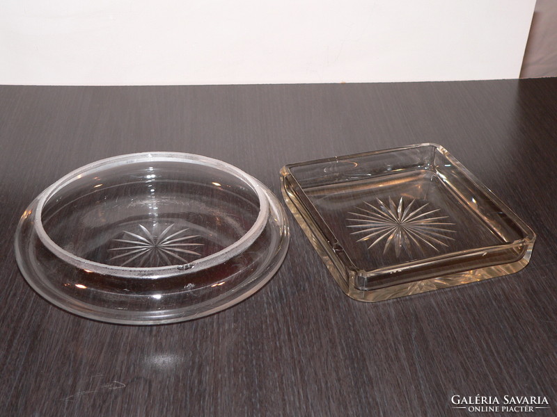 2 glass bowls, table decorations for cheap sale