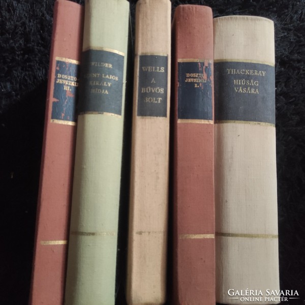 Masterpieces of world literature 5 volumes in one price/package 1965-1977.