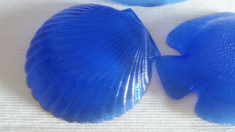 Különleges 3 részes kék üveg halas, kagylós kínáló szett
