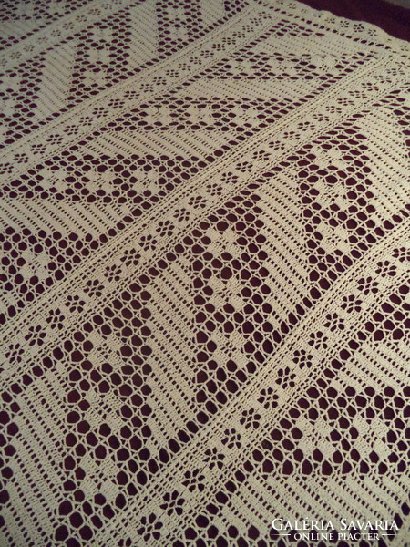 Crocheted bedspread, bedspread 160 x 210 cm