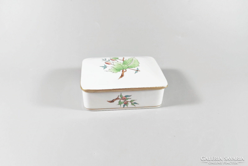Herend, box with rosehip Hecsedli pattern, hand-painted porcelain, flawless! (J322)