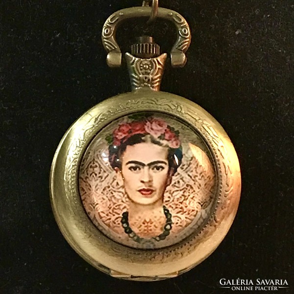 Frida Kahlo necklace with pendant pocket in box! New item! 25,000 fixed price at Mom park! Very nice! Doxa omega