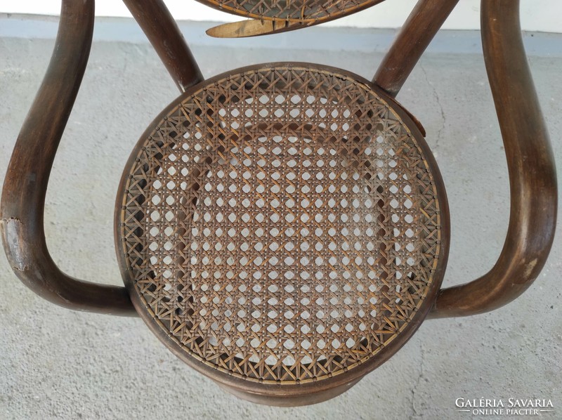 Antik Thonet bútor gyerek etető szék gyermek ülőke felújításra 653
