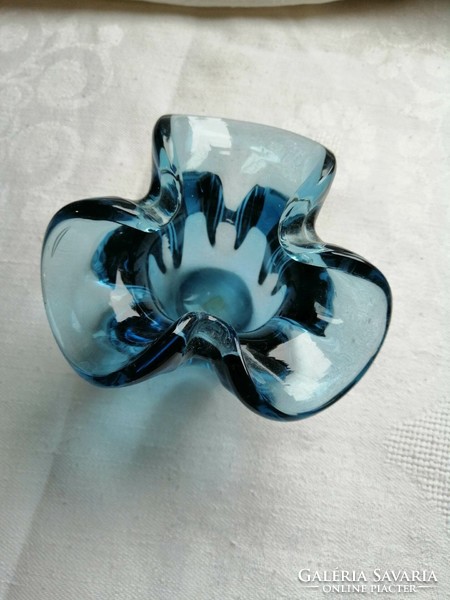 Glass vase