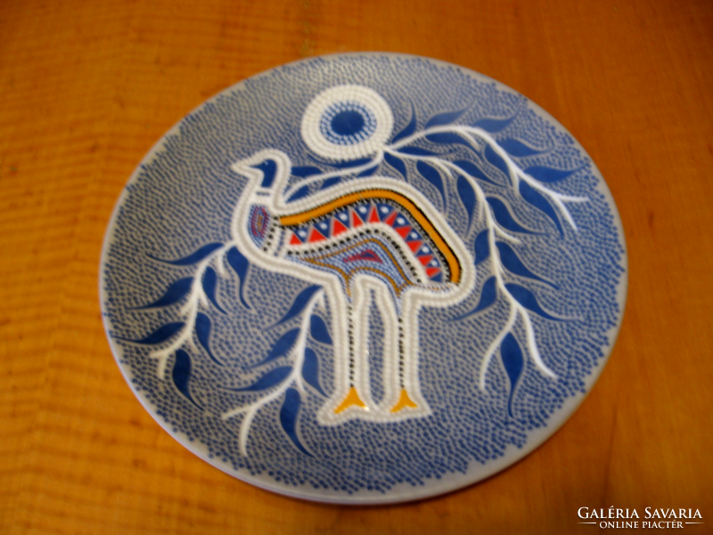 Collectible baribunma australian aboriginal artist pam hall plate emu