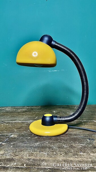 Retro space age design table lamp