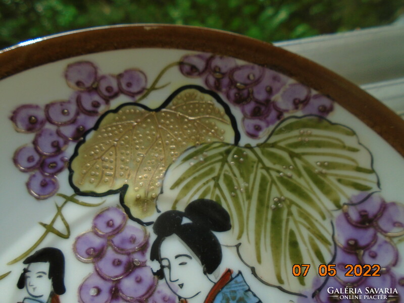 Arany zománc kézi festett Mitikus óriás KYOHO szőlővel  és életképpel  japán tojáshéj teás készlet
