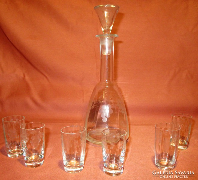 Old grape cluster bottle with 6 small cups, liqueur, brandy set, serving tray, glass