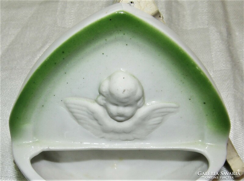 Angyalkás porcelán szenteltvíztartó