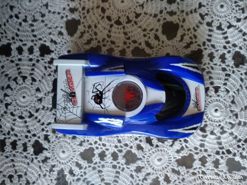 Racing car toy, negotiable