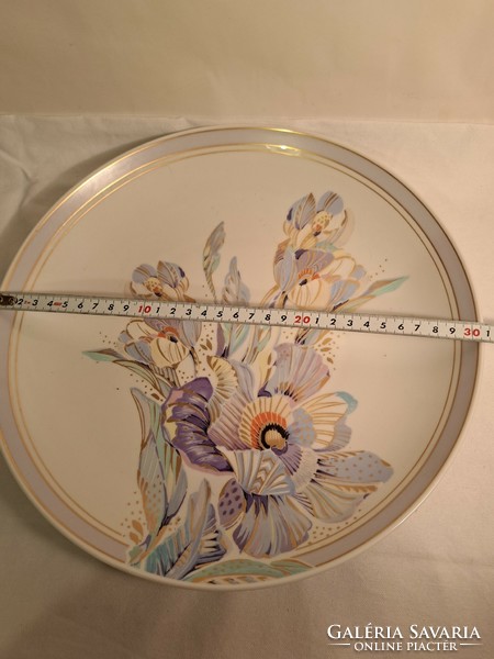 Nagy méretű porcelán tányér