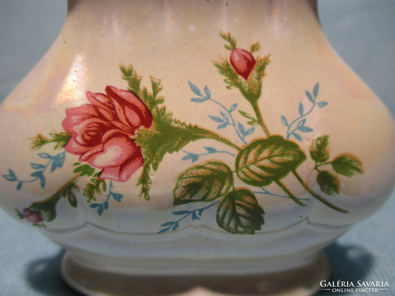 Rózsás porcelán szalvétatartó
