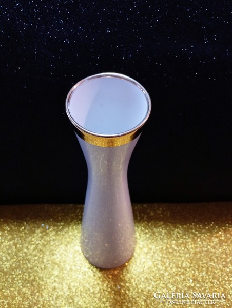 Snow white Bavarian porcelain vase with gold border