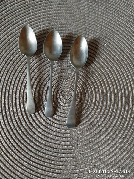 Antique silver-plated tea spoons /3 pcs/
