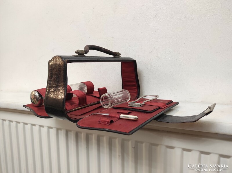 Antique hairdresser bag tool make-up artist travel toilet set 723