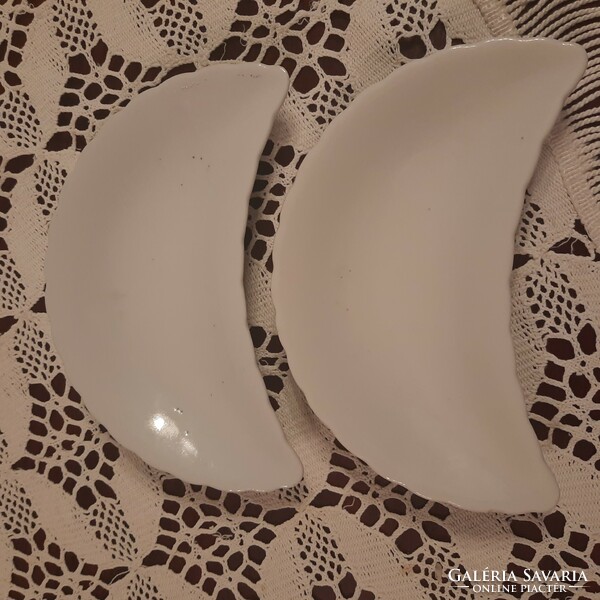 2 darab Zsolnay porcelán csontos tányér pajzsos, számozott