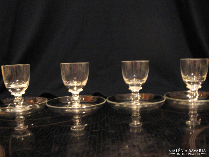 Set of 4 retro orrefors liqueur and brandy glasses